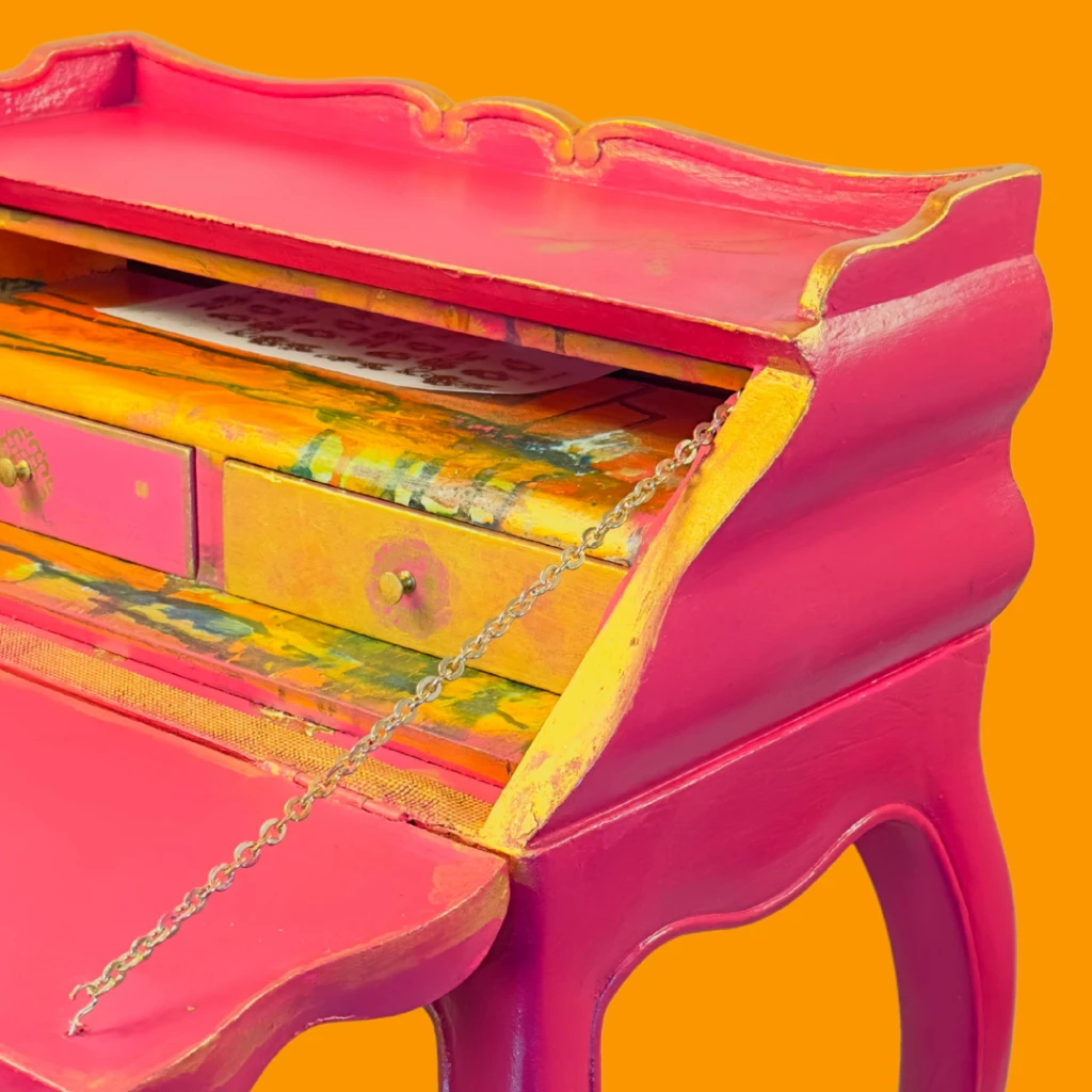 Detalle de tiradores de latón